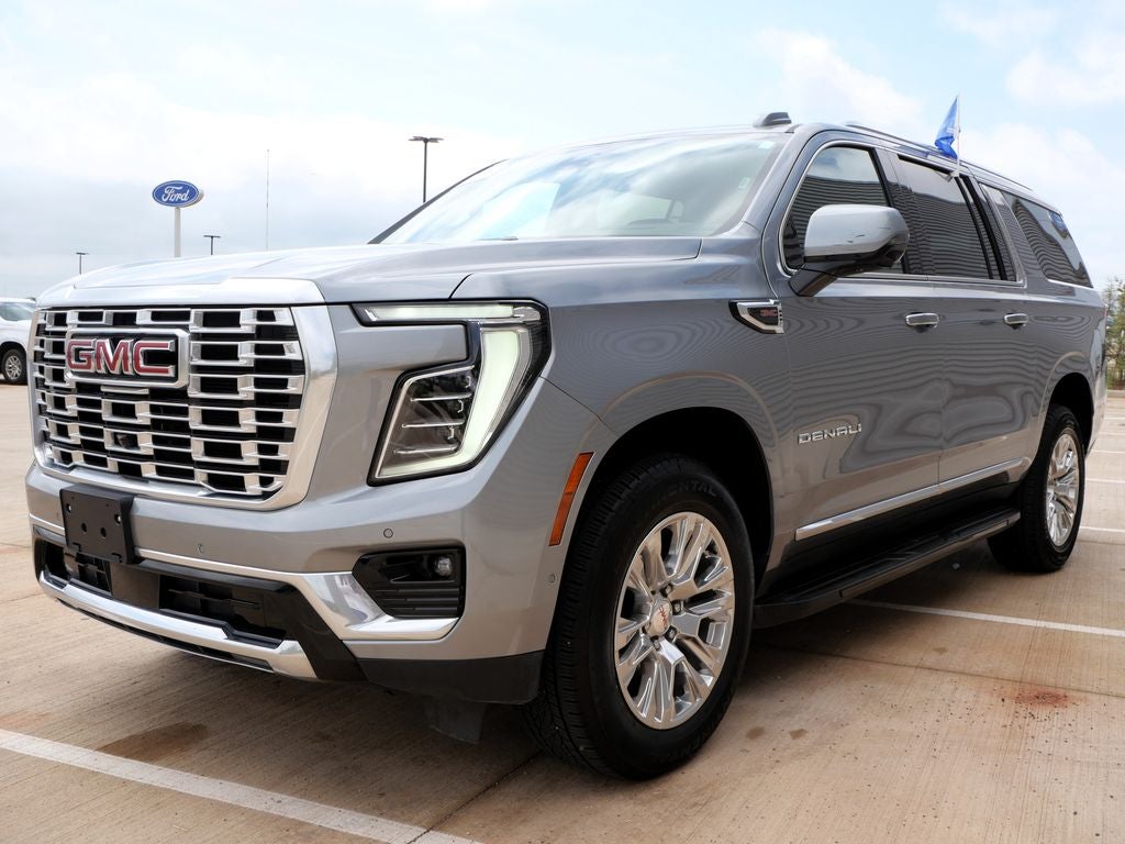 2025 GMC Yukon XL Denali 4WD | 7 Passenger