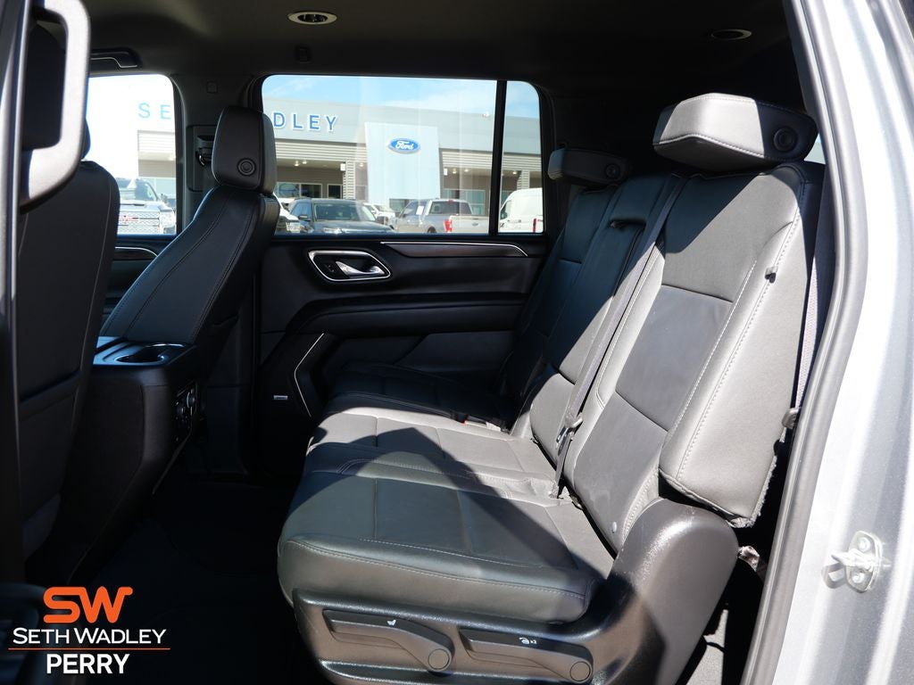 2024 Chevrolet Suburban LT
