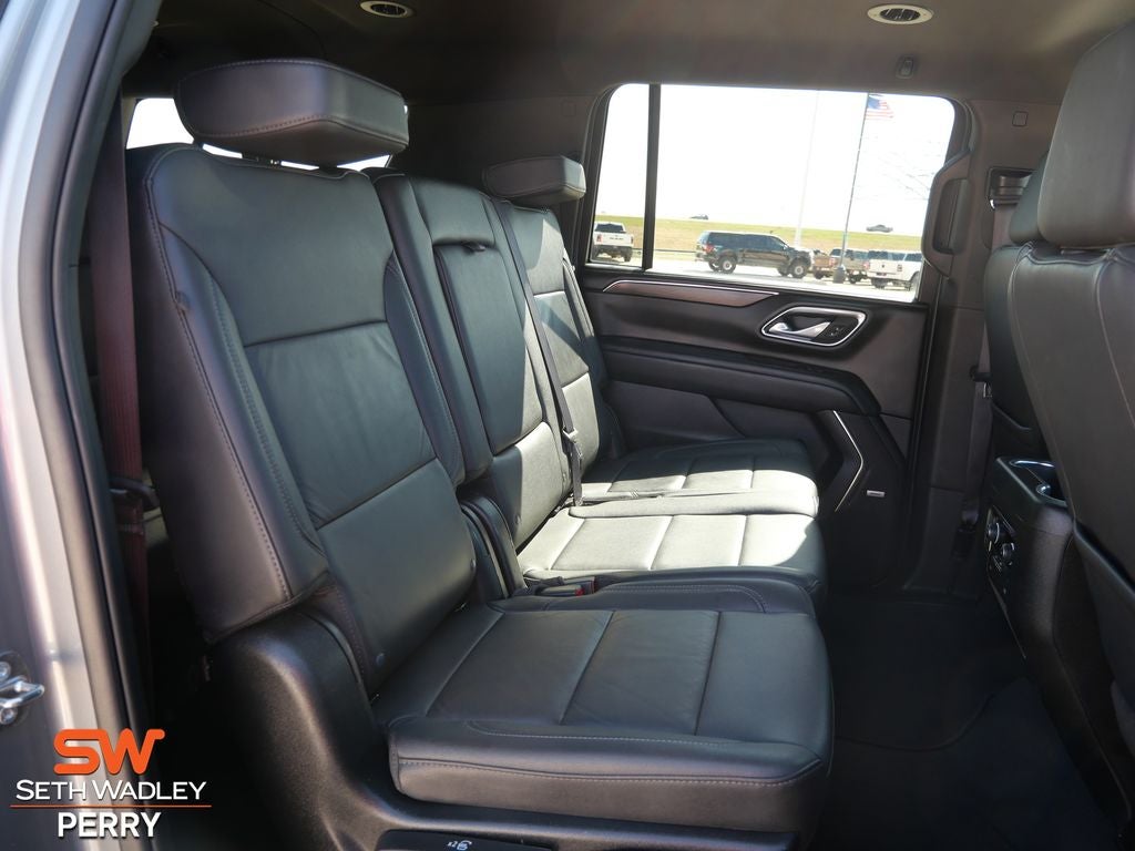 2024 Chevrolet Suburban LT