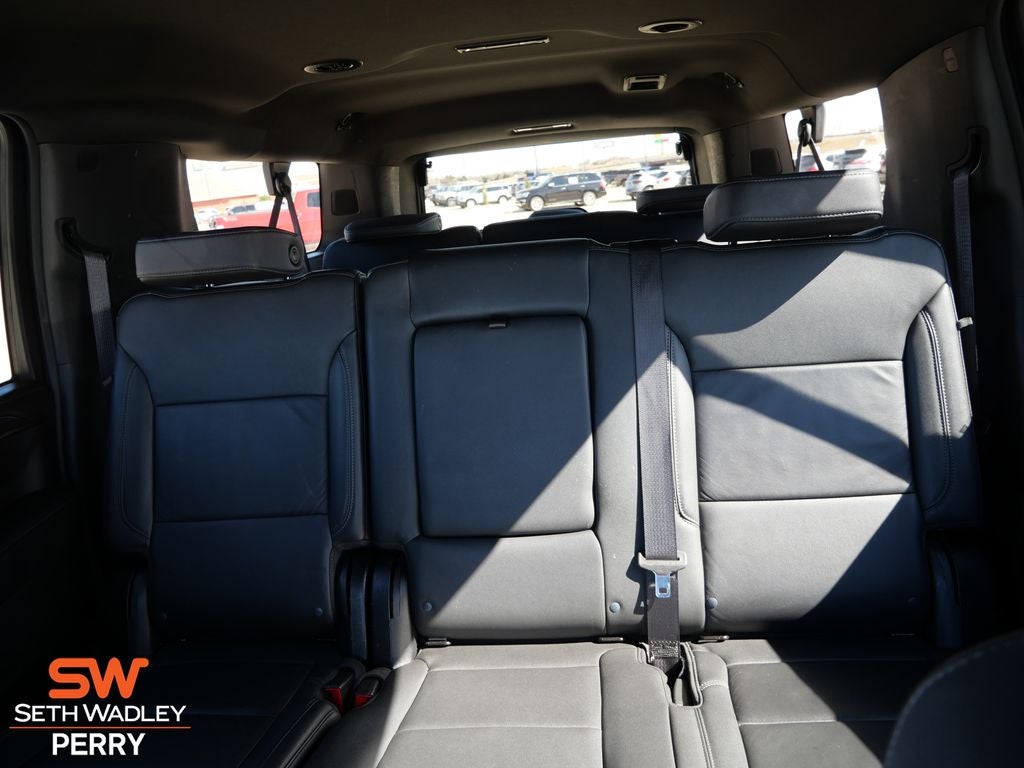 2024 Chevrolet Suburban LT