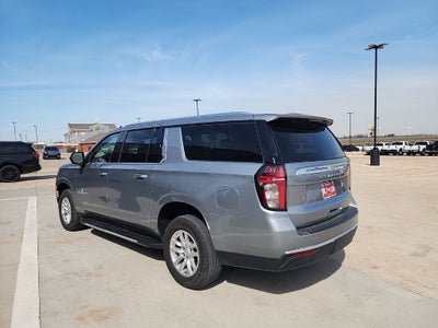 2024 Chevrolet Suburban LT