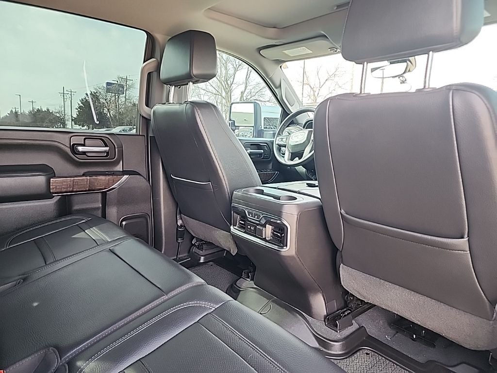 2023 GMC Sierra 2500HD Denali