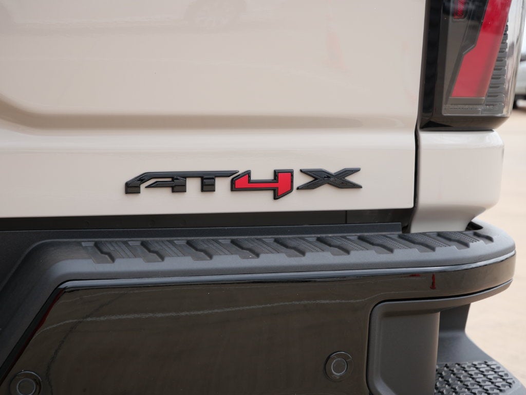 2026 GMC Sierra 2500HD AT4X Preferred Equipment Group