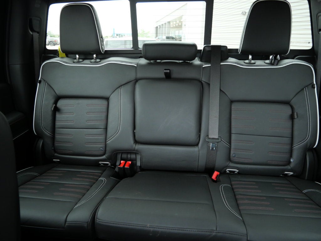 2026 GMC Sierra 2500HD AT4X Preferred Equipment Group