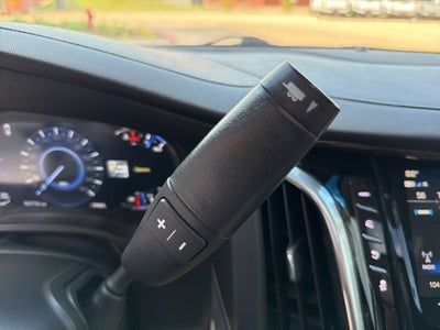 2018 Cadillac Escalade Luxury 4WD | 7 Passenger