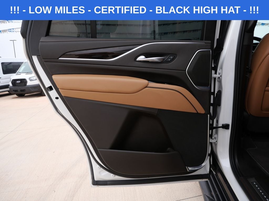 2022 Cadillac Escalade Premium Luxury