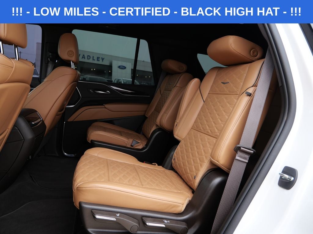 2022 Cadillac Escalade Premium Luxury