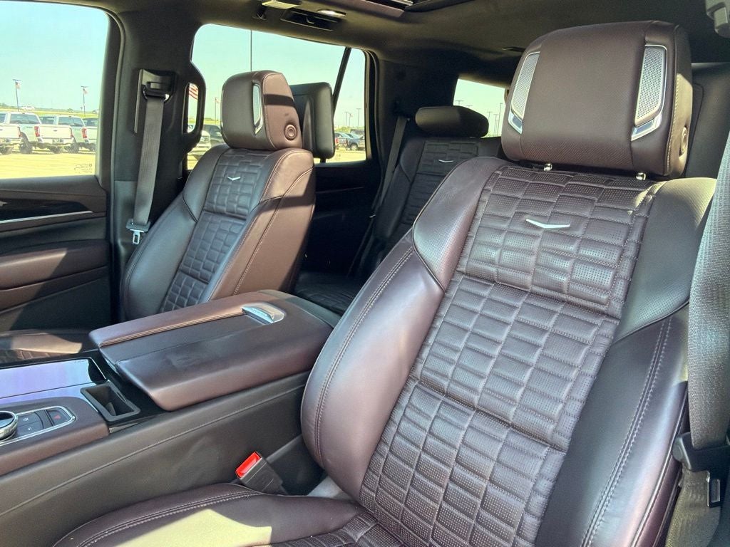 2023 Cadillac Escalade Sport Platinum