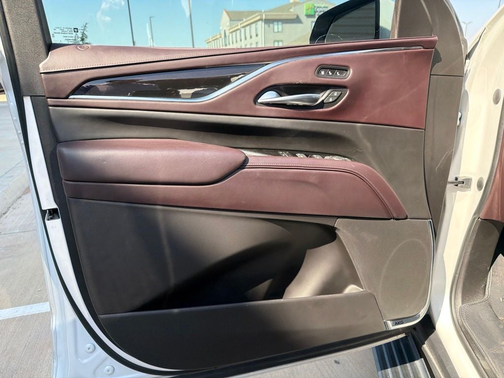 2023 Cadillac Escalade Sport Platinum
