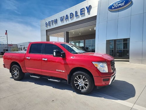 2021 Nissan Titan SV