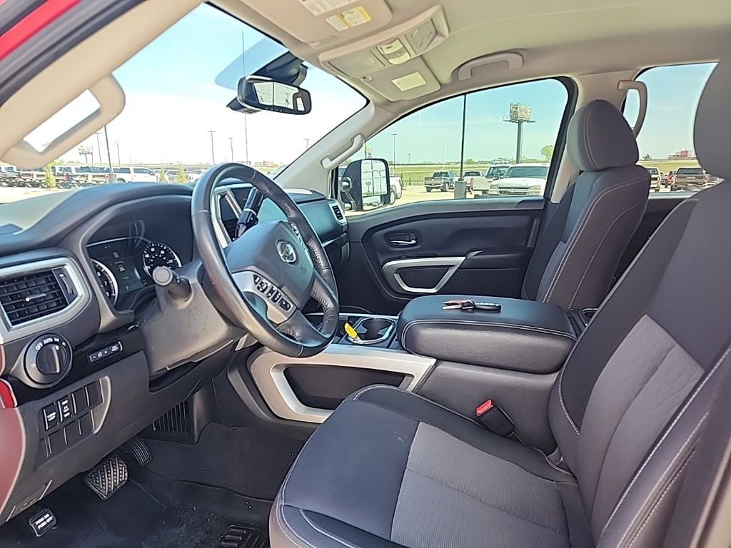 2021 Nissan Titan SV