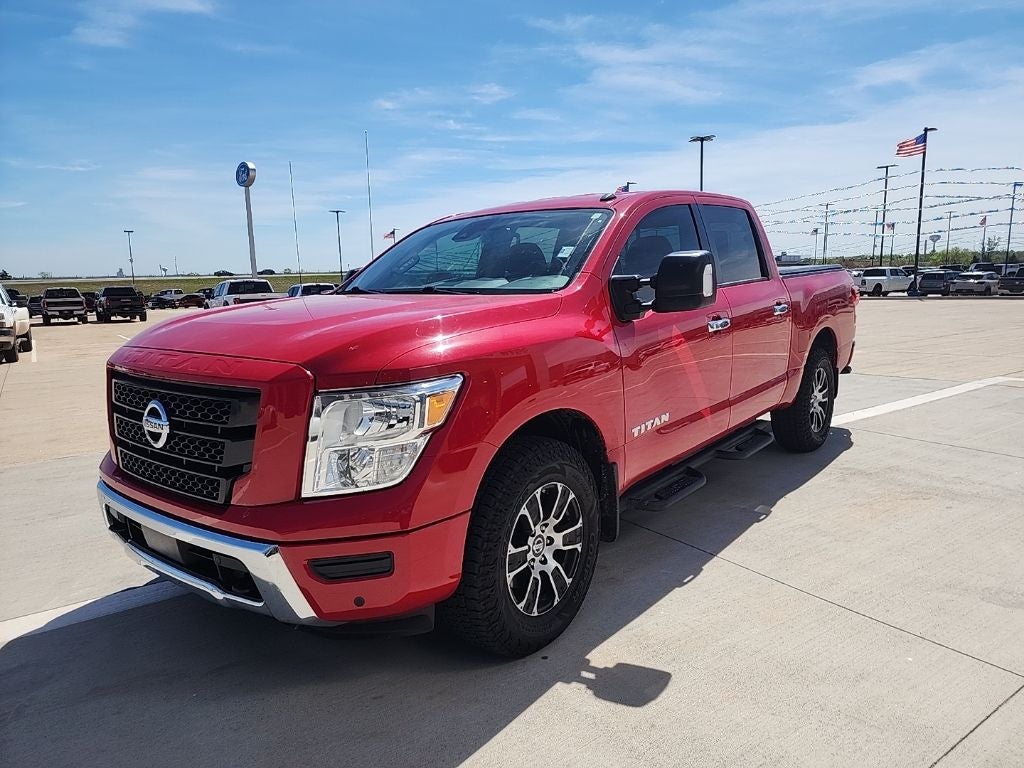 2021 Nissan Titan SV