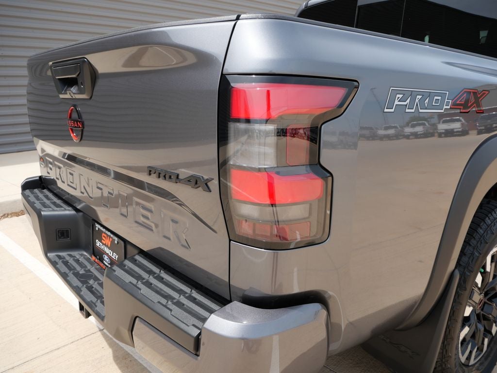 2024 Nissan Frontier PRO-4X