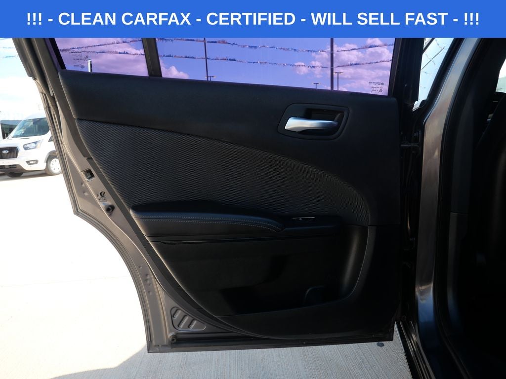 2018 Dodge Charger SXT