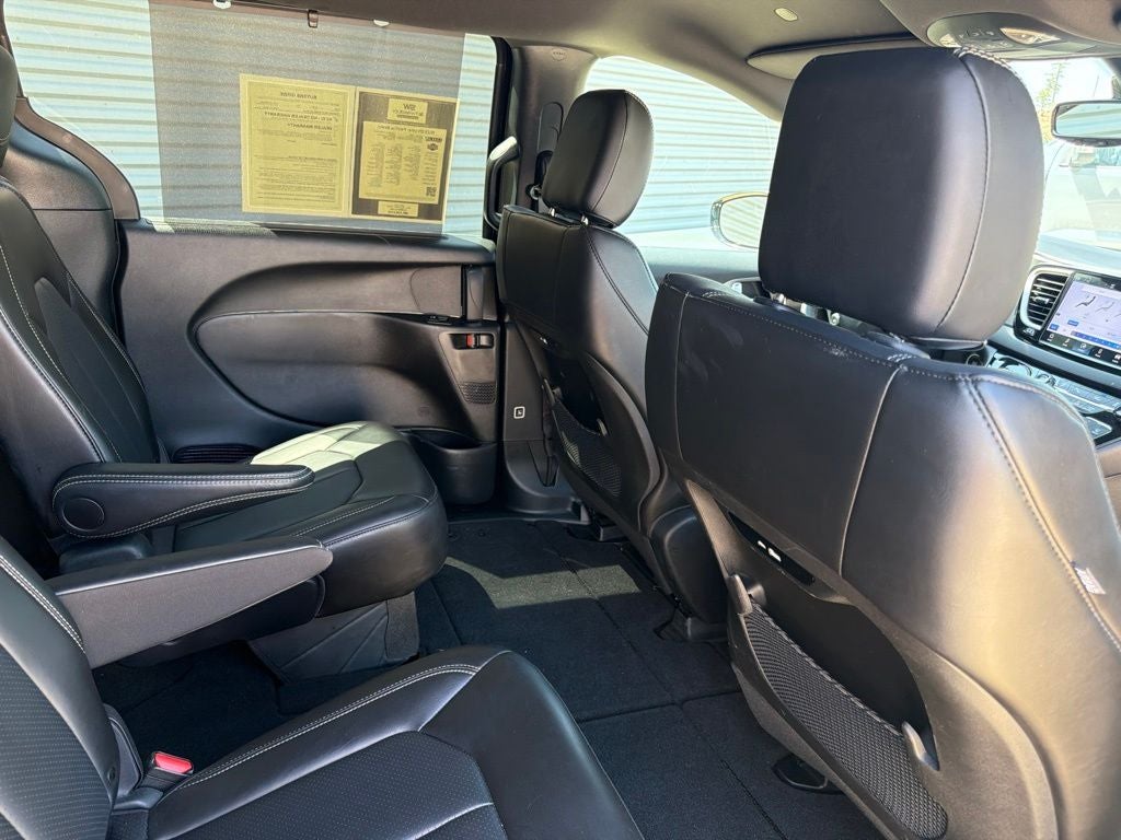 2025 Chrysler Pacifica Select 7 Passenger