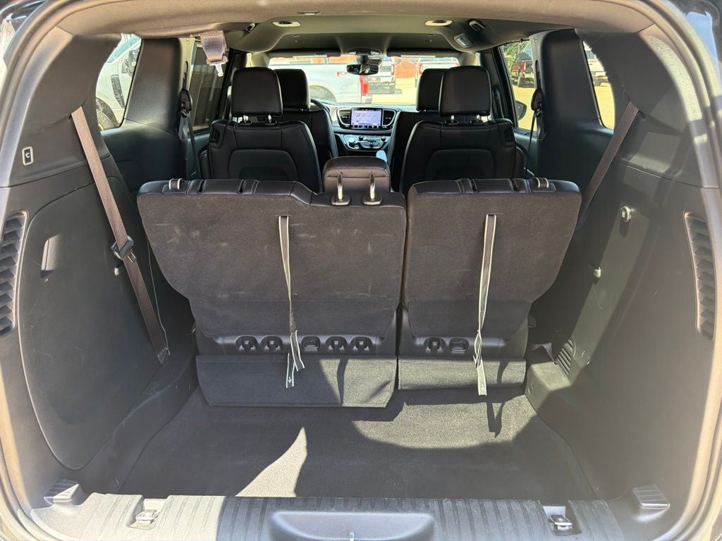 2025 Chrysler Pacifica Select 7 Passenger