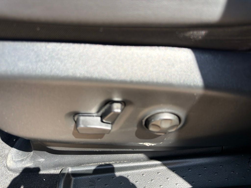 2025 Chrysler Pacifica Select 7 Passenger