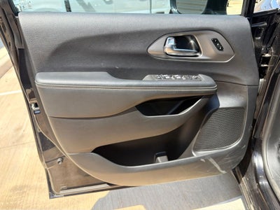 2025 Chrysler Pacifica Select 7 Passenger