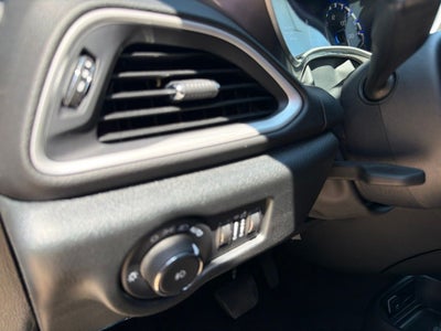 2025 Chrysler Pacifica Select 7 Passenger