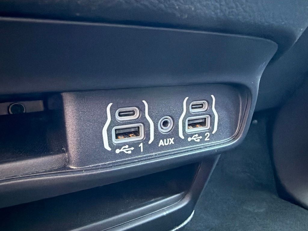 2025 Chrysler Pacifica Select 7 Passenger