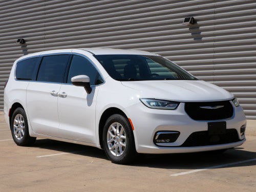 2023 Chrysler Pacifica Touring 7 Passenger