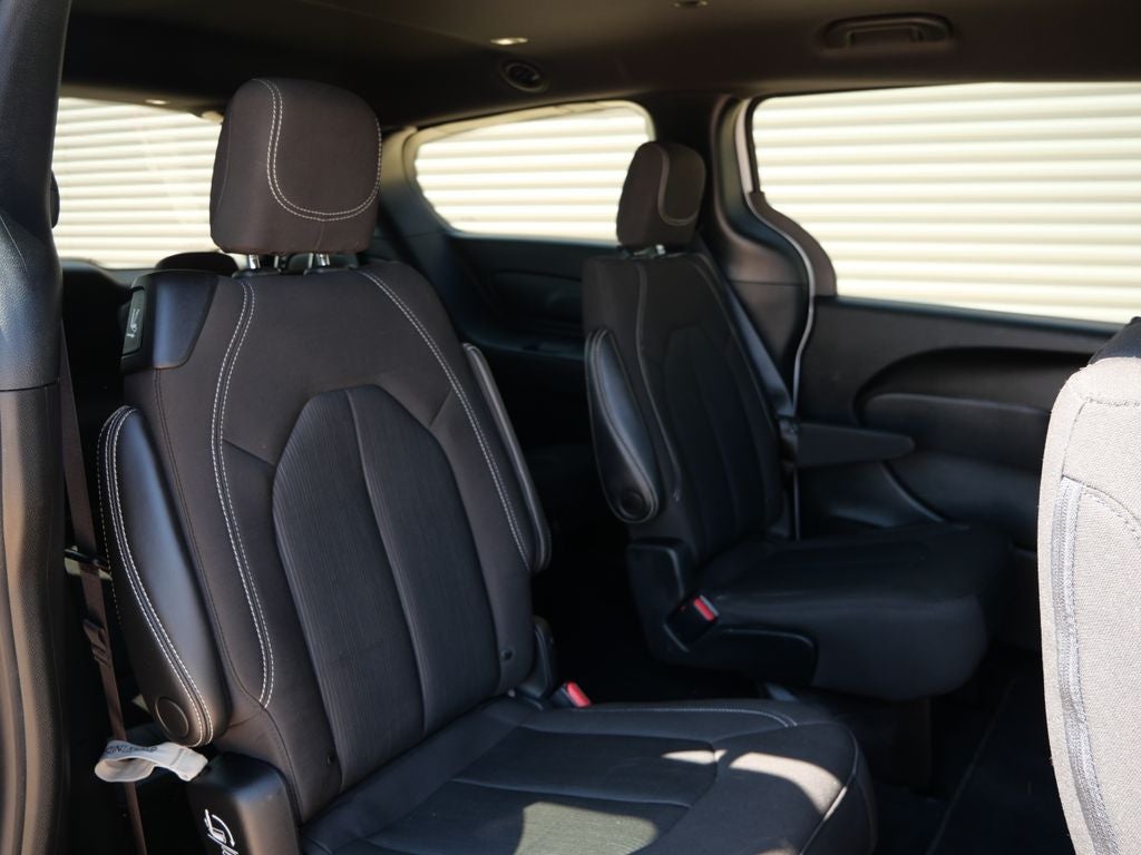 2023 Chrysler Pacifica Touring 7 Passenger