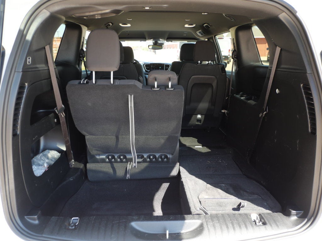 2023 Chrysler Pacifica Touring 7 Passenger