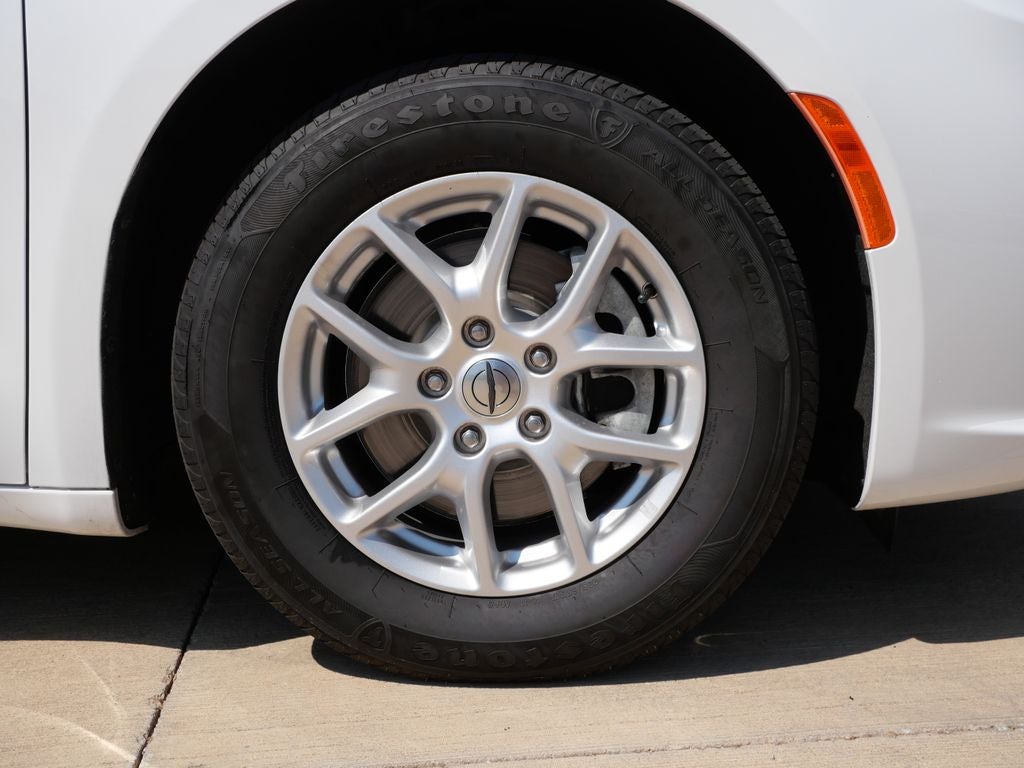 2023 Chrysler Pacifica Touring 7 Passenger
