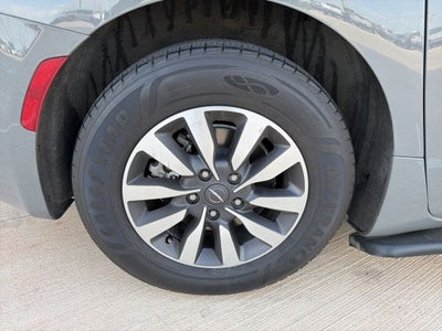 2022 Chrysler Pacifica Hybrid Touring L 7 Passenger