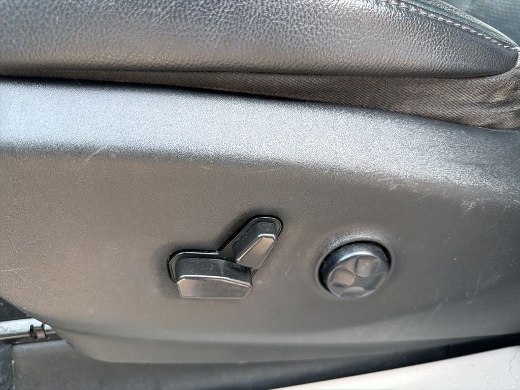 2022 Chrysler Pacifica Hybrid Touring L 7 Passenger