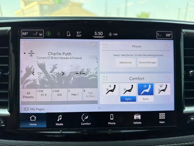 2022 Chrysler Pacifica Hybrid Touring L 7 Passenger