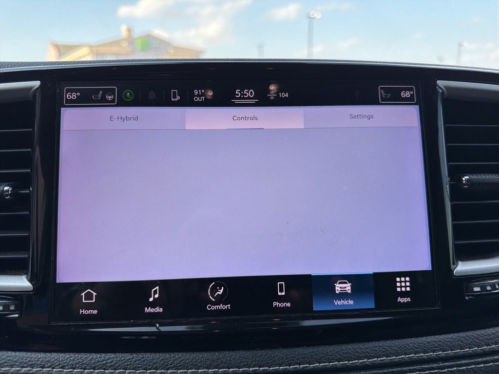 2022 Chrysler Pacifica Hybrid Touring L 7 Passenger