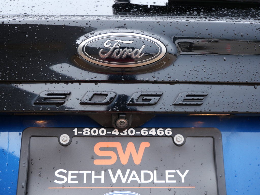 2022 Ford Edge SE AWD | Black Appearance Pkg