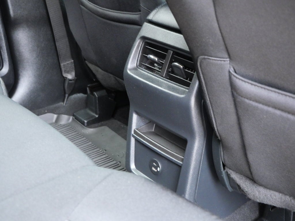 2022 Ford Edge SE AWD | Black Appearance Pkg