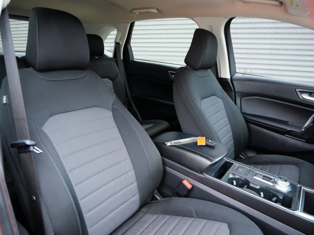 2022 Ford Edge SE AWD | Black Appearance Pkg