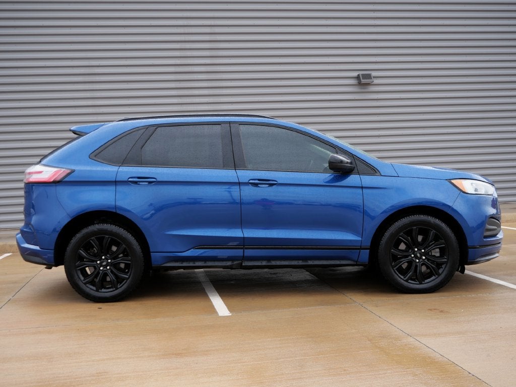 2022 Ford Edge SE AWD | Black Appearance Pkg