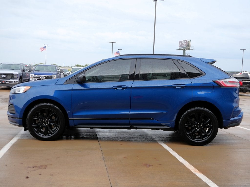2022 Ford Edge SE AWD | Black Appearance Pkg