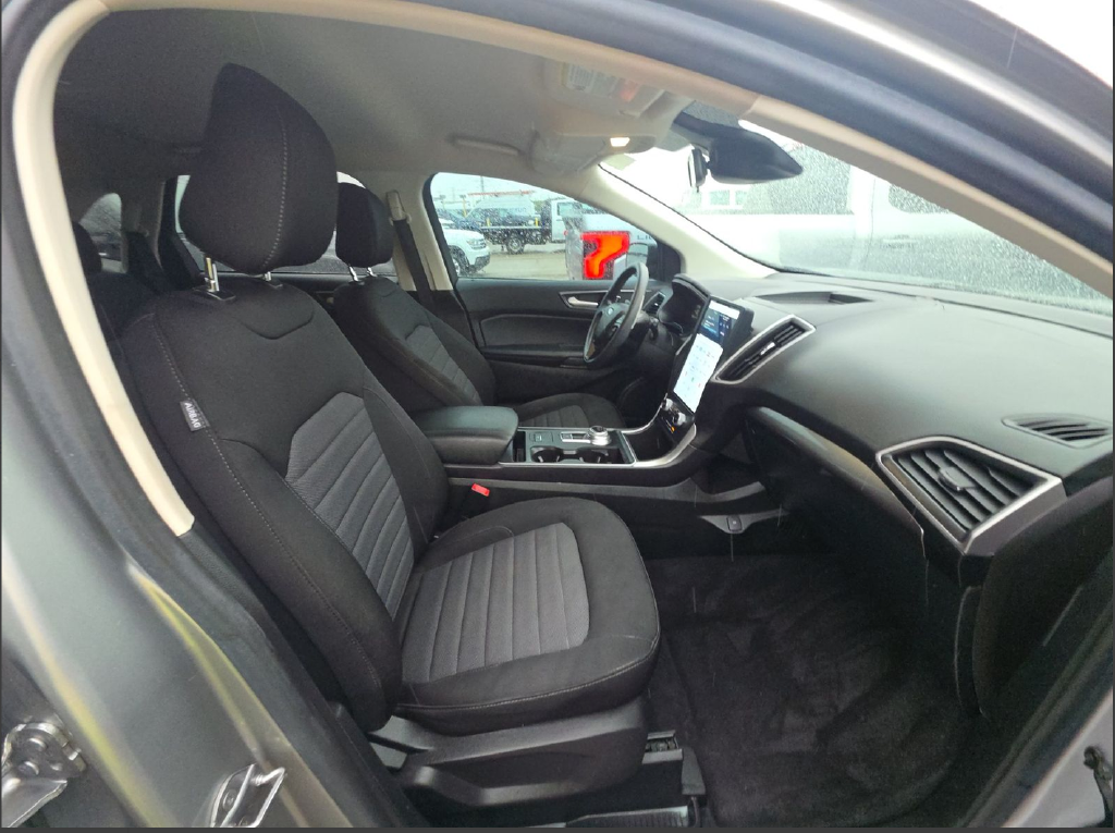 2023 Ford Edge SE AWD | Black Appearance Pkg