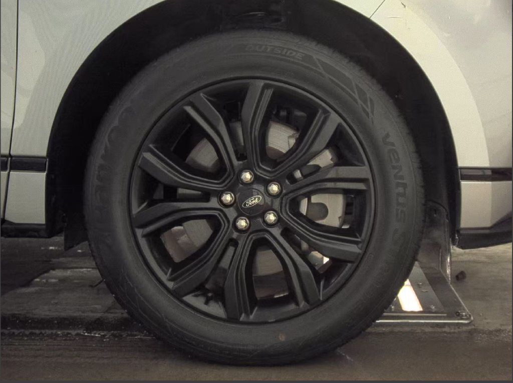 2023 Ford Edge SE AWD | Black Appearance Pkg