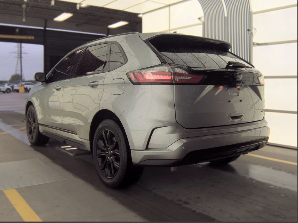 2023 Ford Edge SE AWD | Black Appearance Pkg