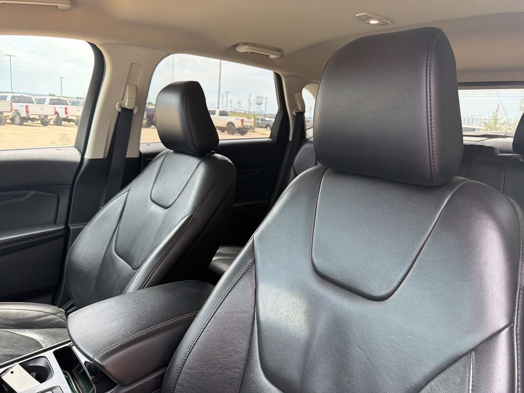 2020 Ford Edge Titanium AWD | Premium Pkg