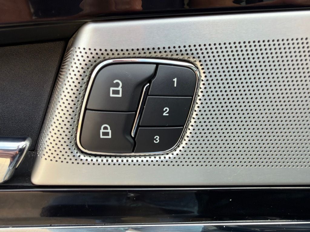 2021 Lincoln Nautilus Reserve AWD | Ultimate Pkg