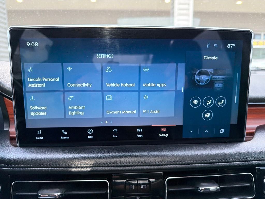 2021 Lincoln Nautilus Reserve AWD | Ultimate Pkg
