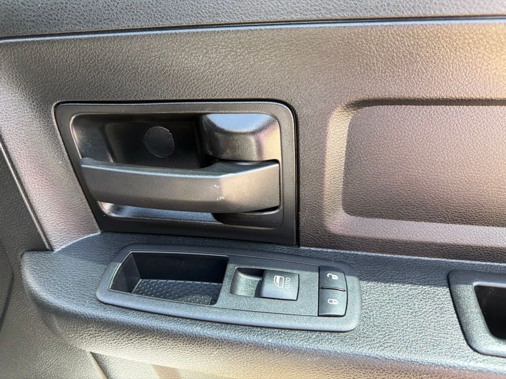 2024 RAM 3500 Tradesman 4WD | AISIN Transmission