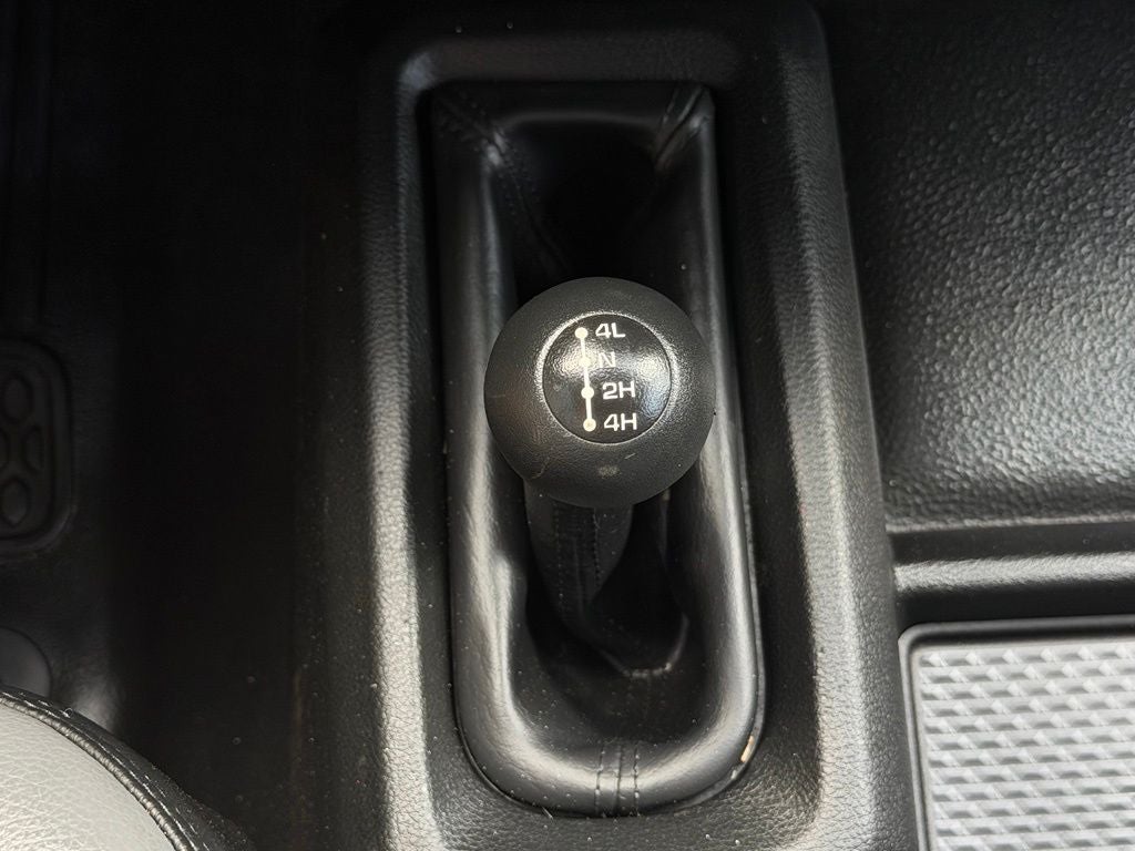 2024 RAM 3500 Tradesman 4WD | Aisin 6 Spd | Flat Bed