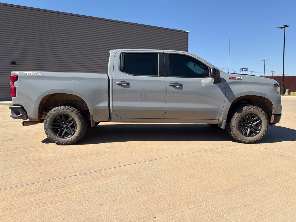 2024 Chevrolet Silverado 1500 Custom Trail Boss Z71 Off Road 2" Lift