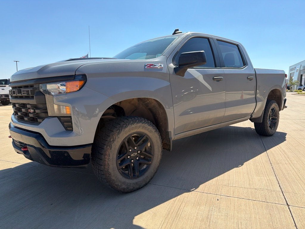 2024 Chevrolet Silverado 1500 Custom Trail Boss Z71 Off Road 2" Lift