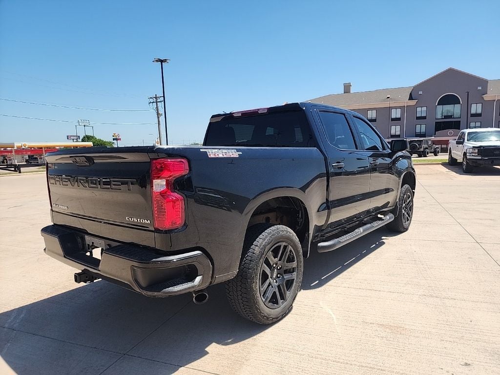 2025 Chevrolet Silverado 1500 Custom Trail Boss 4WD | TurboMax Blackout Pkg