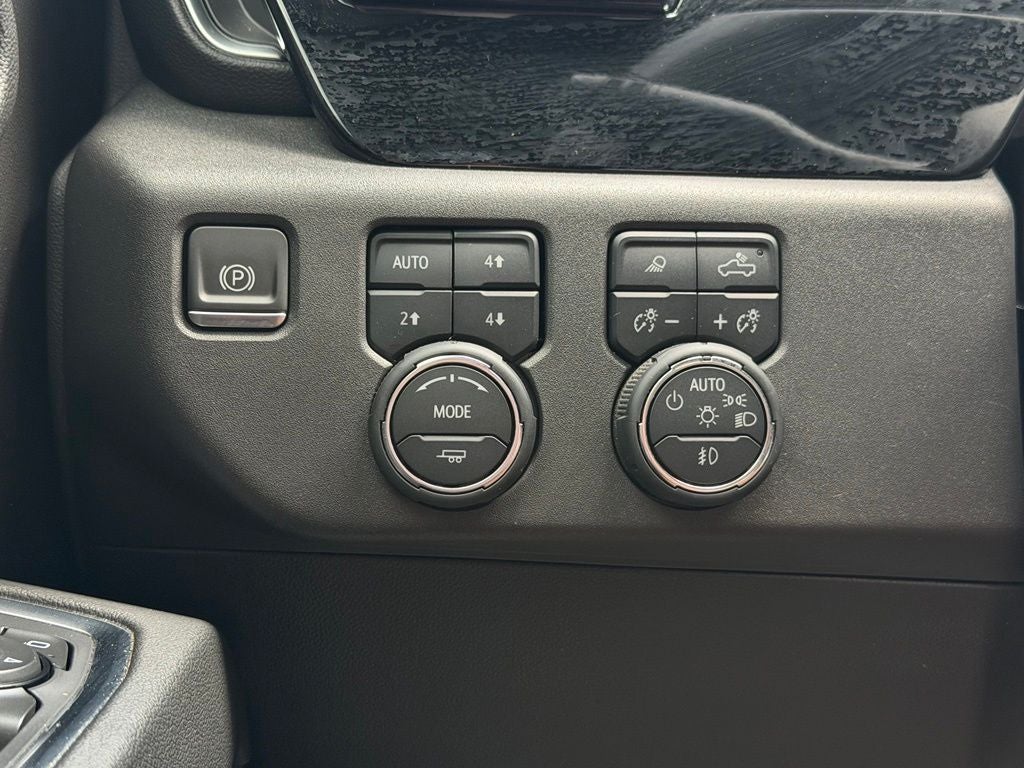 2024 Chevrolet Silverado 1500 LT Trail Boss Z71 | Preferred Equipment Pkg
