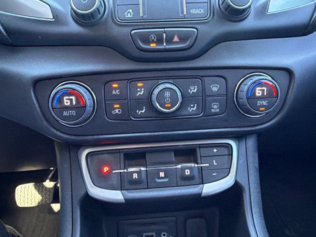 2022 GMC Terrain SLT Elevation Edition